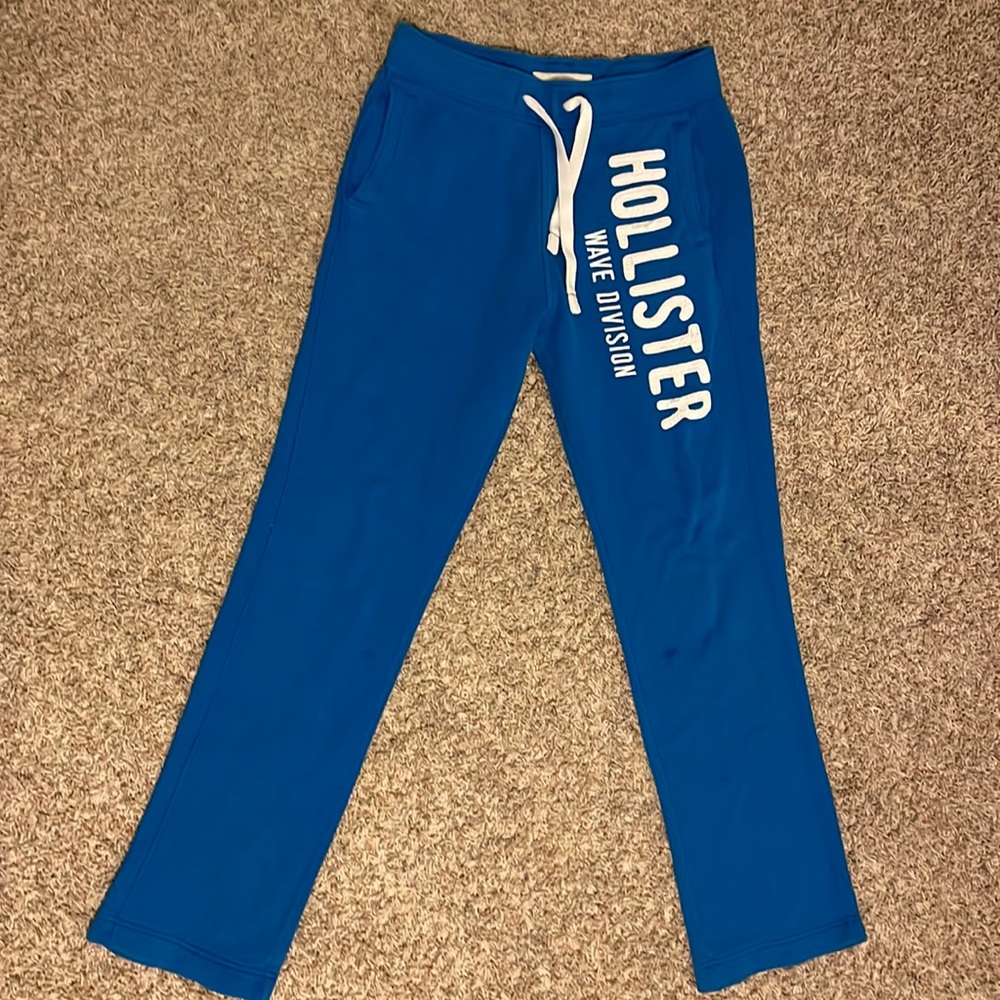 Hollister used 3 pocket sweat pants size small